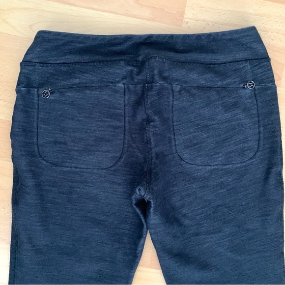 LULULEMON Athletica G1 Dark Charcoal Gray Capri Leggings Women’s Size 6 - Picture 5 of 10